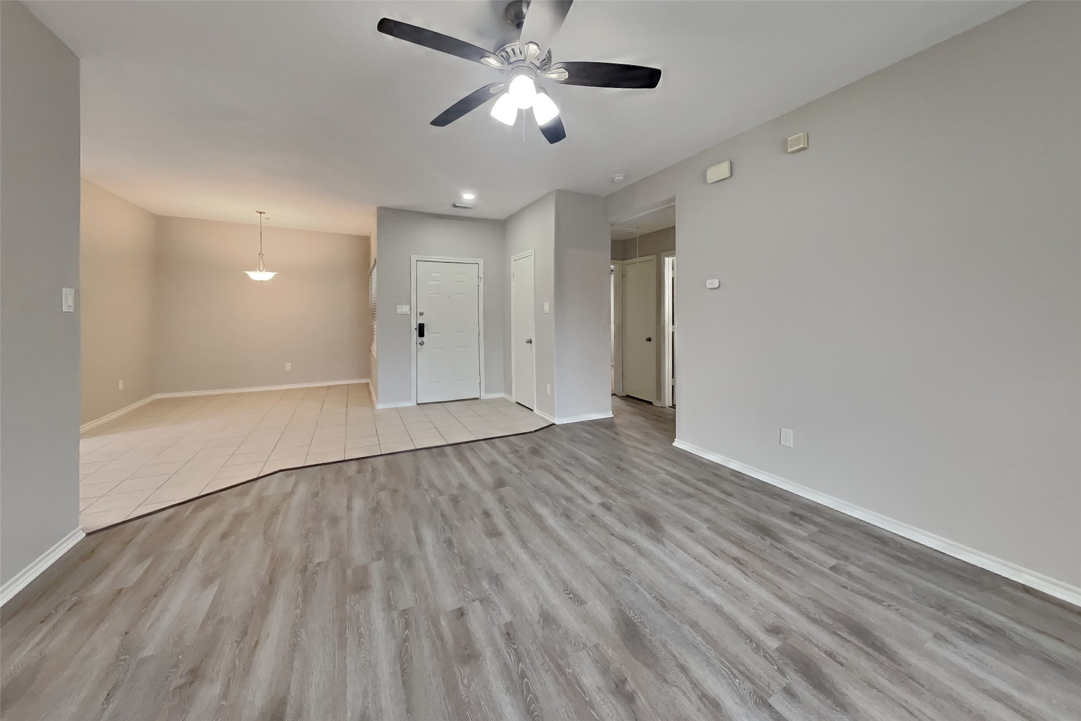 804 Lovebug Lane Conroe, TX 77301 - Photo 2 of 19