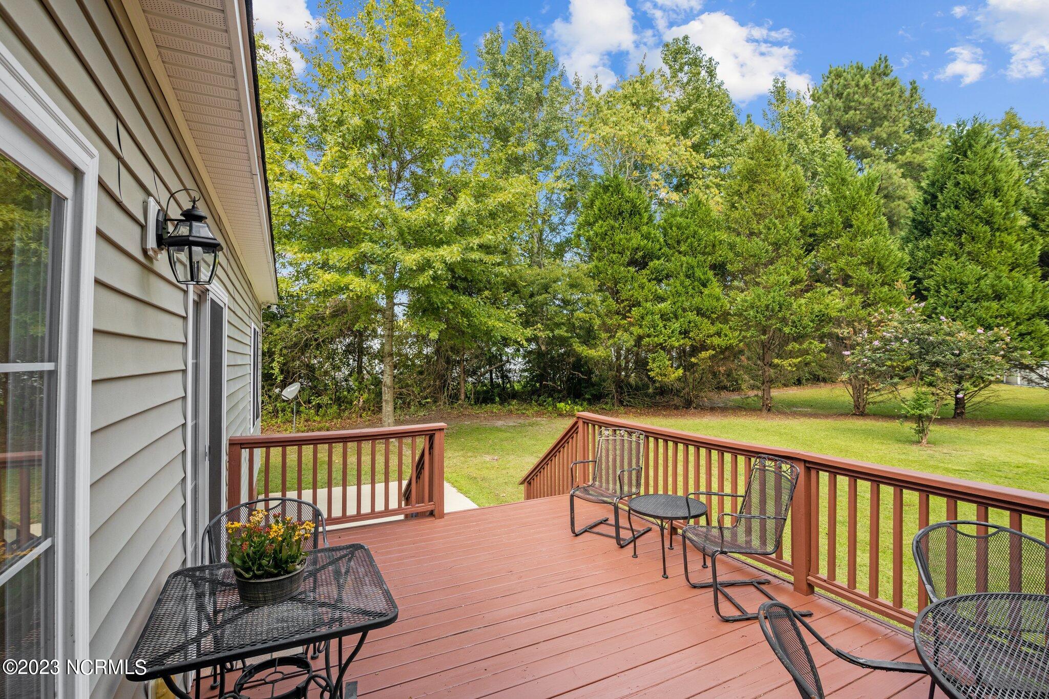 403 Pirates Road New Bern, NC 28562 - Photo 38 of 43 14-web-or-mls-2I3A0011