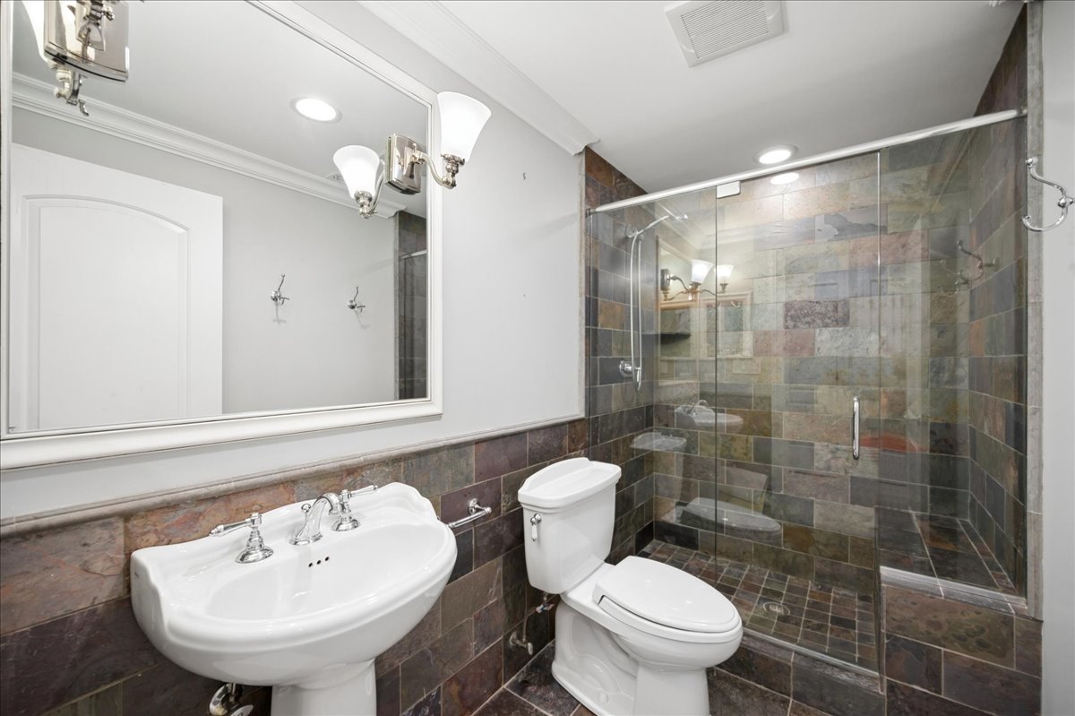 566 Willow Road Winnetka, IL 60093 - Photo 32 of 38
