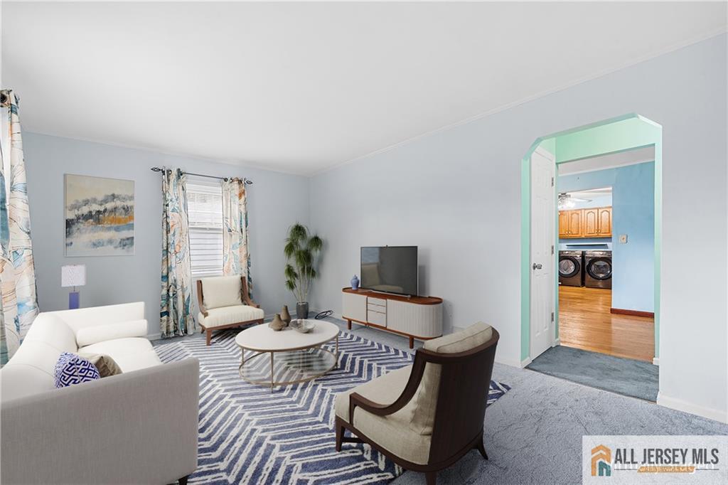 15 Chestnut Street Edison, NJ 08817 - Photo 5 of 33 Gallery Image 5
