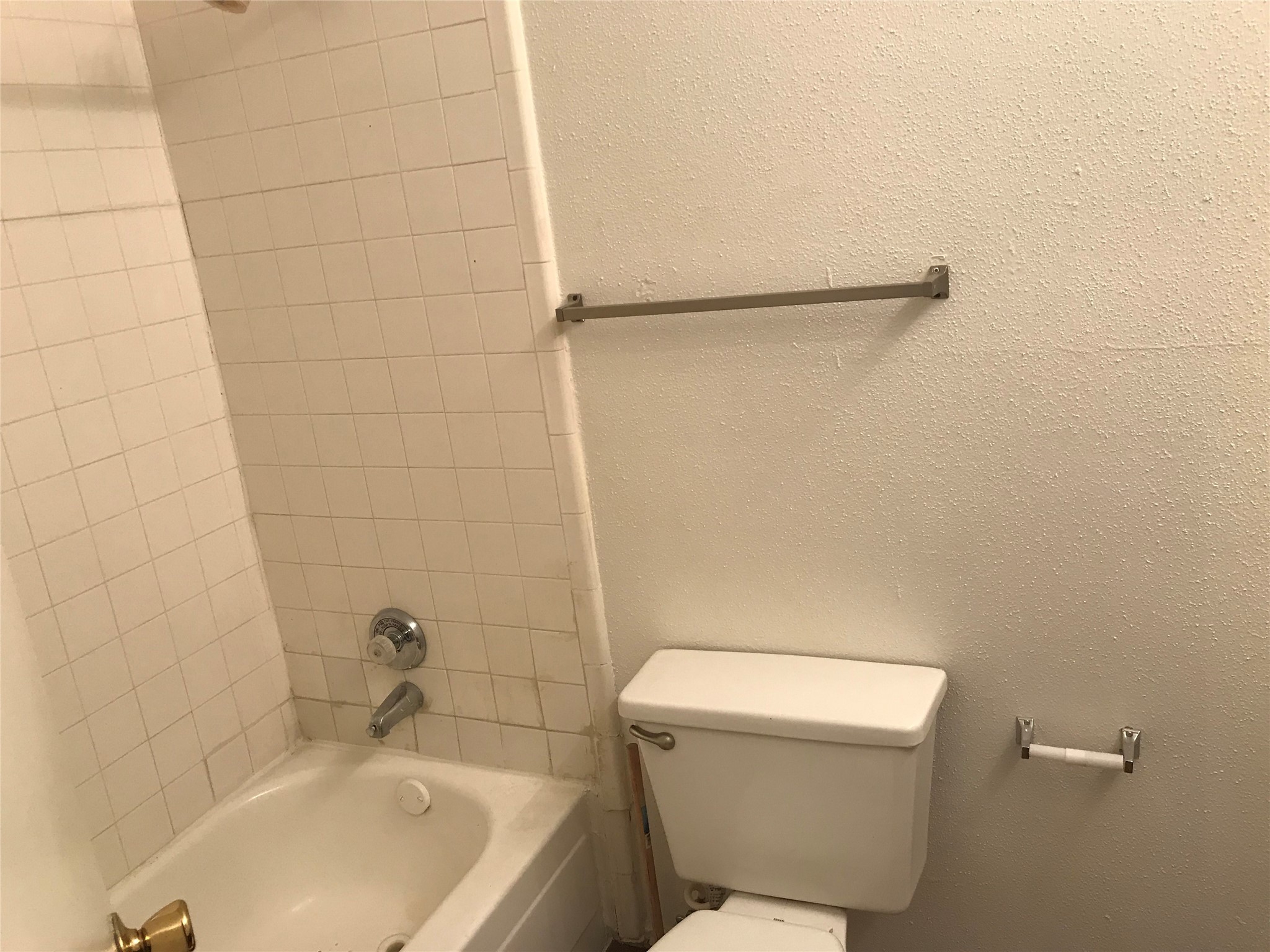 14550 Fonmeadow Drive, Unit 801 Houston, TX 77035 - Photo 10 of 15