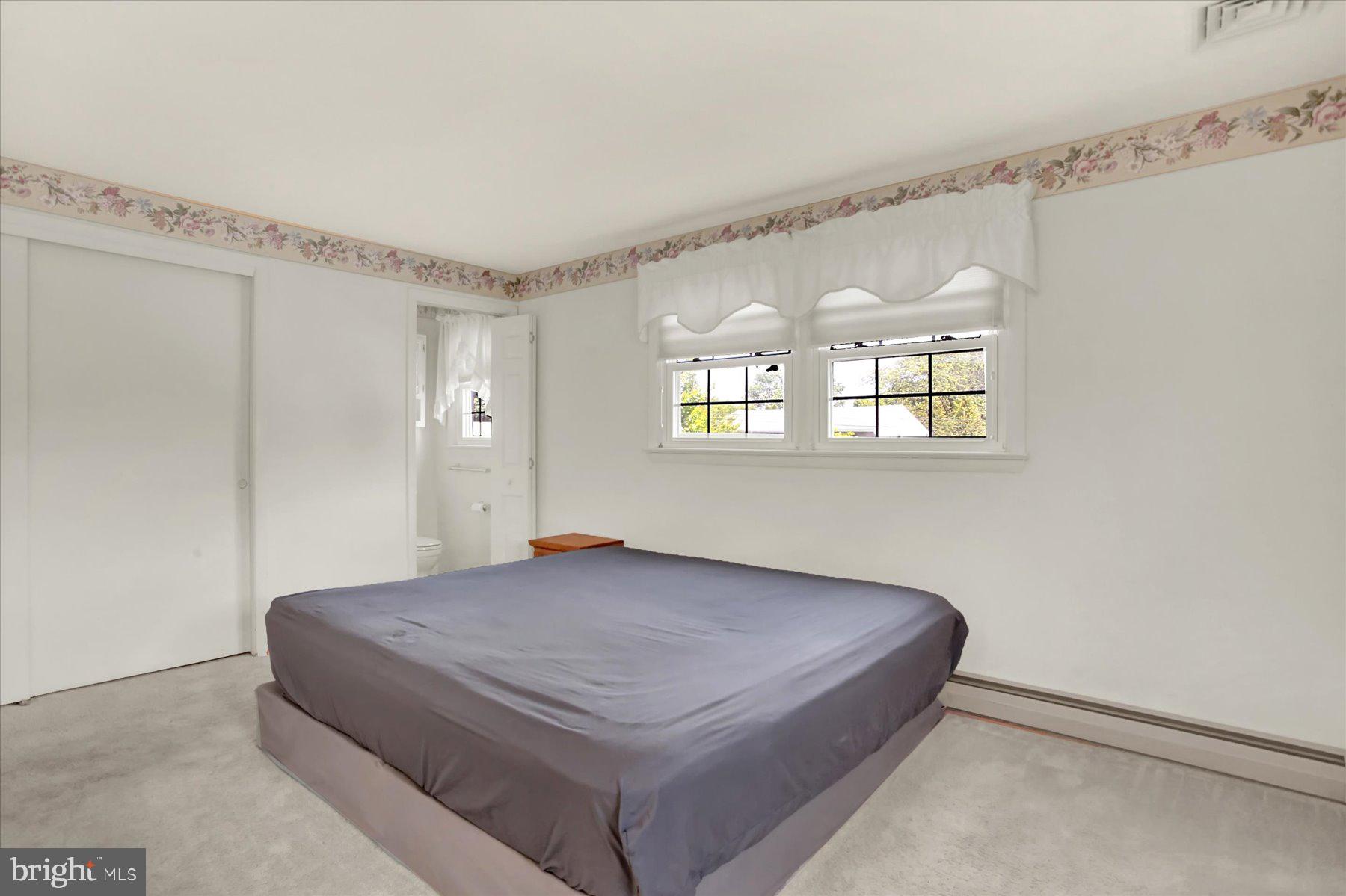 326 R Street Steelton, PA 17113 - Photo 19 of 30 Primary w/ Half Bath