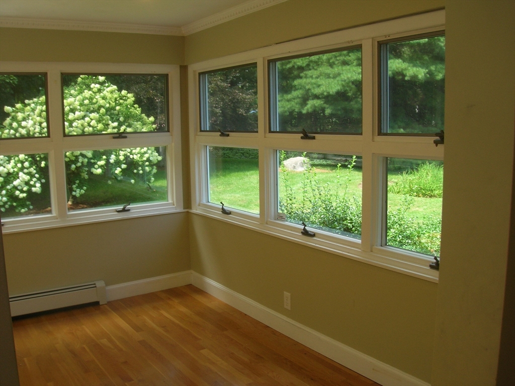 5 Diehl Road Lexington, MA 02420 - Photo 4 of 13