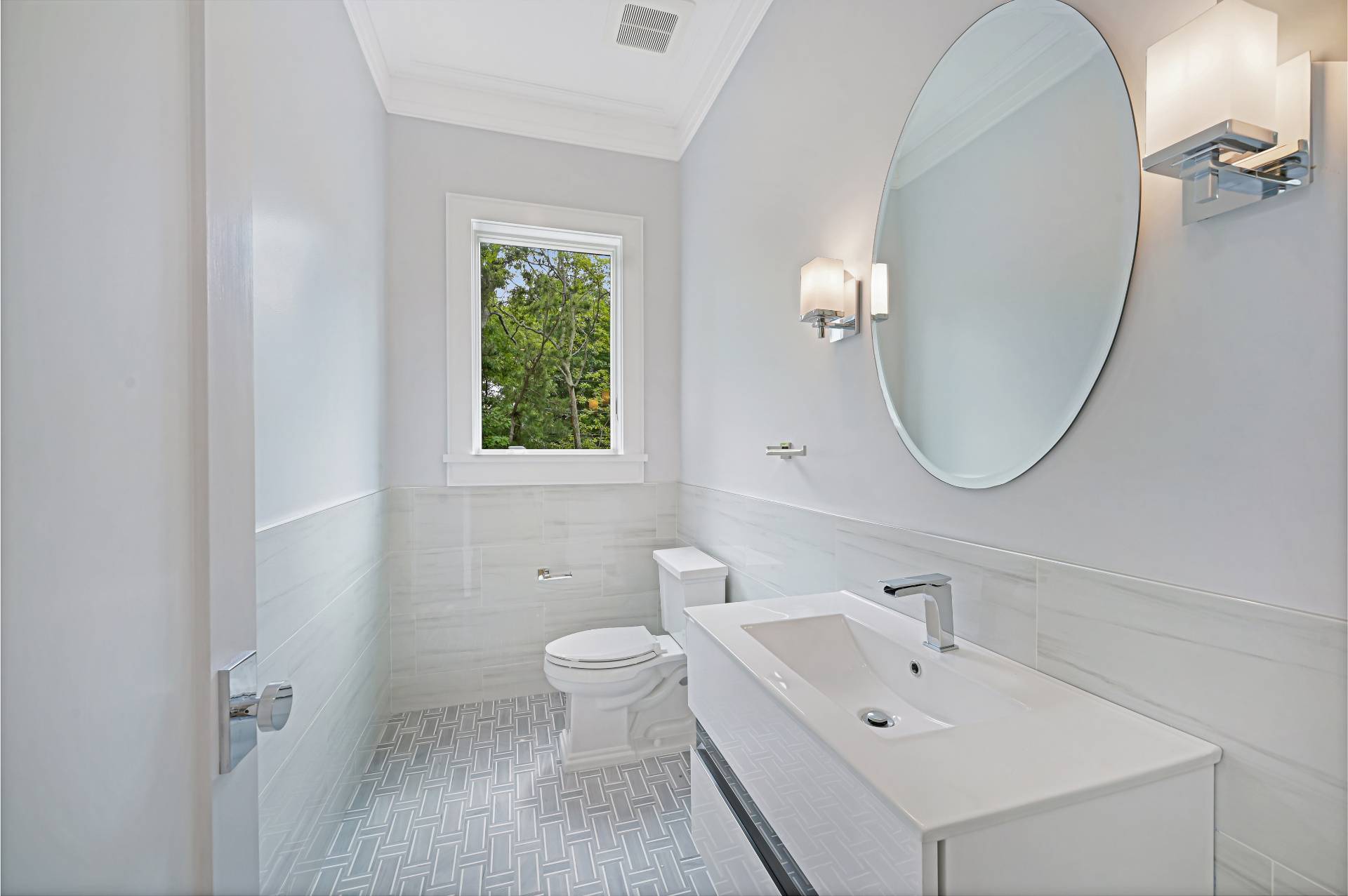 138 Big Fresh Pond Road Southampton, NY 11968 - Photo 14 of 43 a bathroom with a sink and a mirror