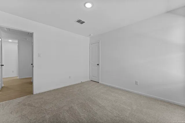 $290,000 | 111 Ellendale Place, Fredericksburg, TX 78624