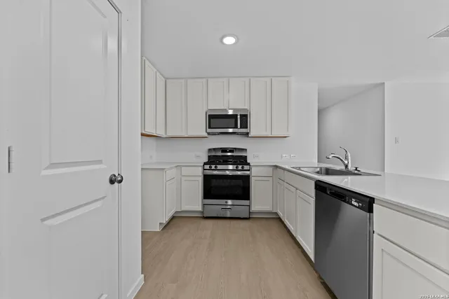 $290,000 | 111 Ellendale Place, Fredericksburg, TX 78624