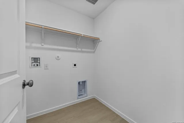 $290,000 | 111 Ellendale Place, Fredericksburg, TX 78624