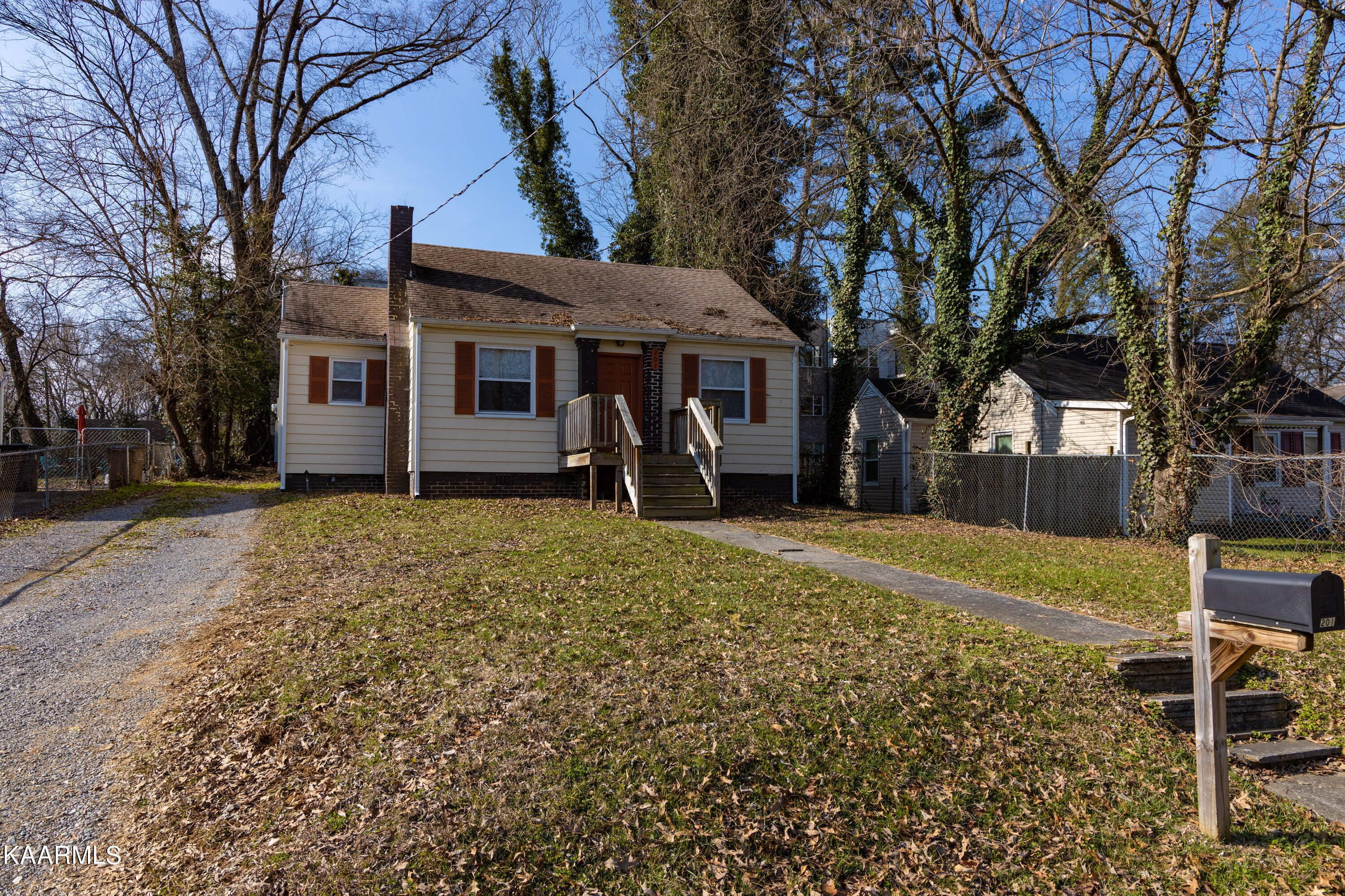 201 Meadow View Road Knoxville, TN 37914 - Photo 1 of 15 Meadow_View-1