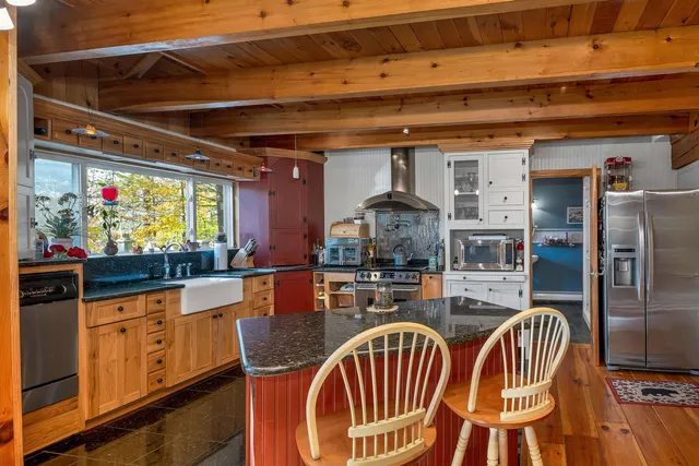 $489,000 | 20 Pine Lane Road, Ossipee, NH 03814