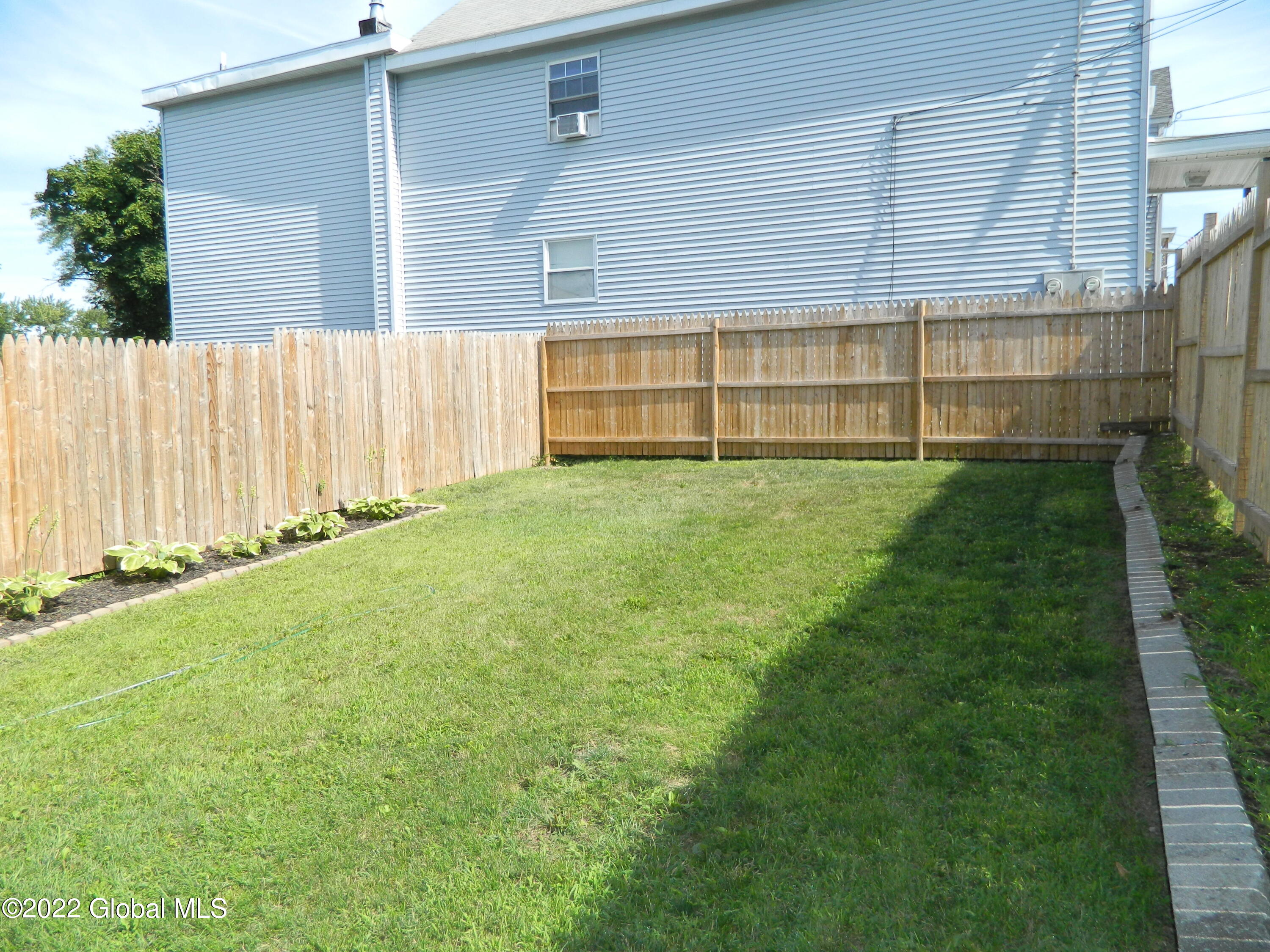 33 Harrison Avenue Rensselaer, NY 12144 - Photo 4 of 52 4