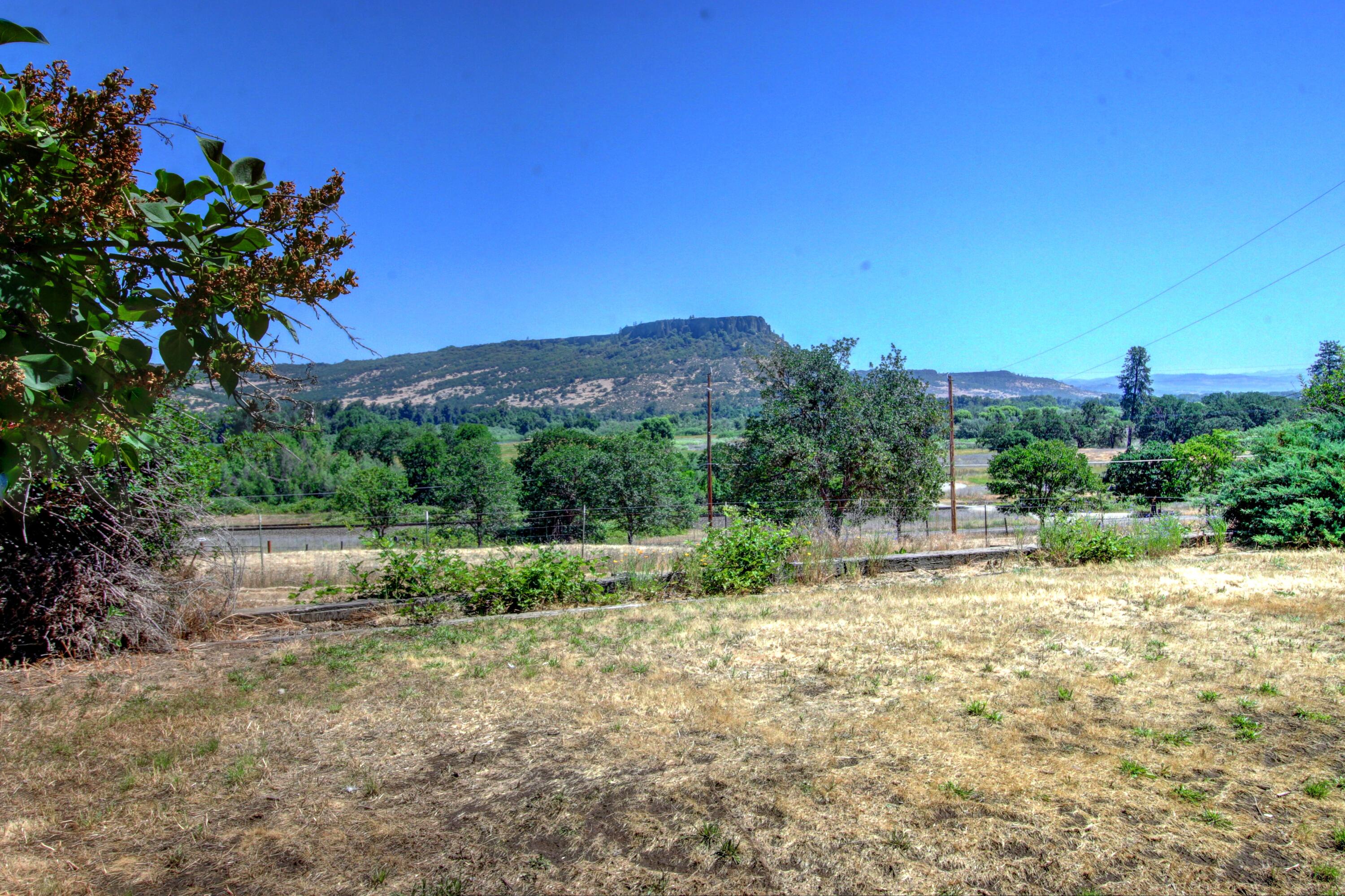 7737 Gold Ray Road Central Point, OR 97502 - Photo 35 of 38 35