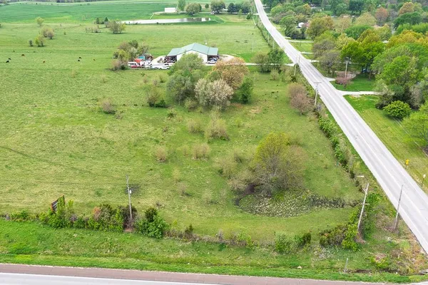 $750,000 | 13965 McIntyre Road, Leavenworth, KS 66048