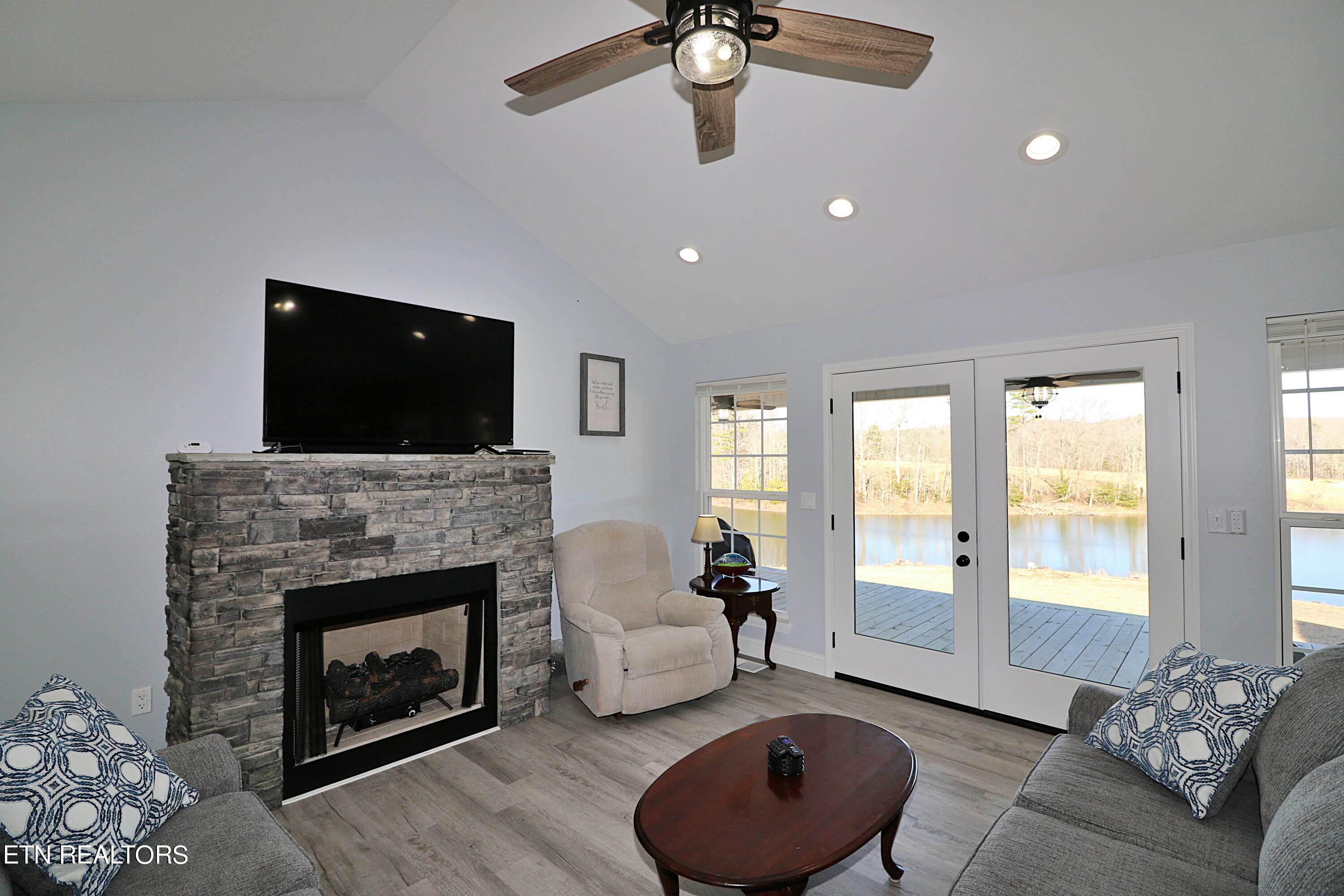 170 Pine Creek Road Oneida, TN 37841 - Photo 15 of 60 094A2330