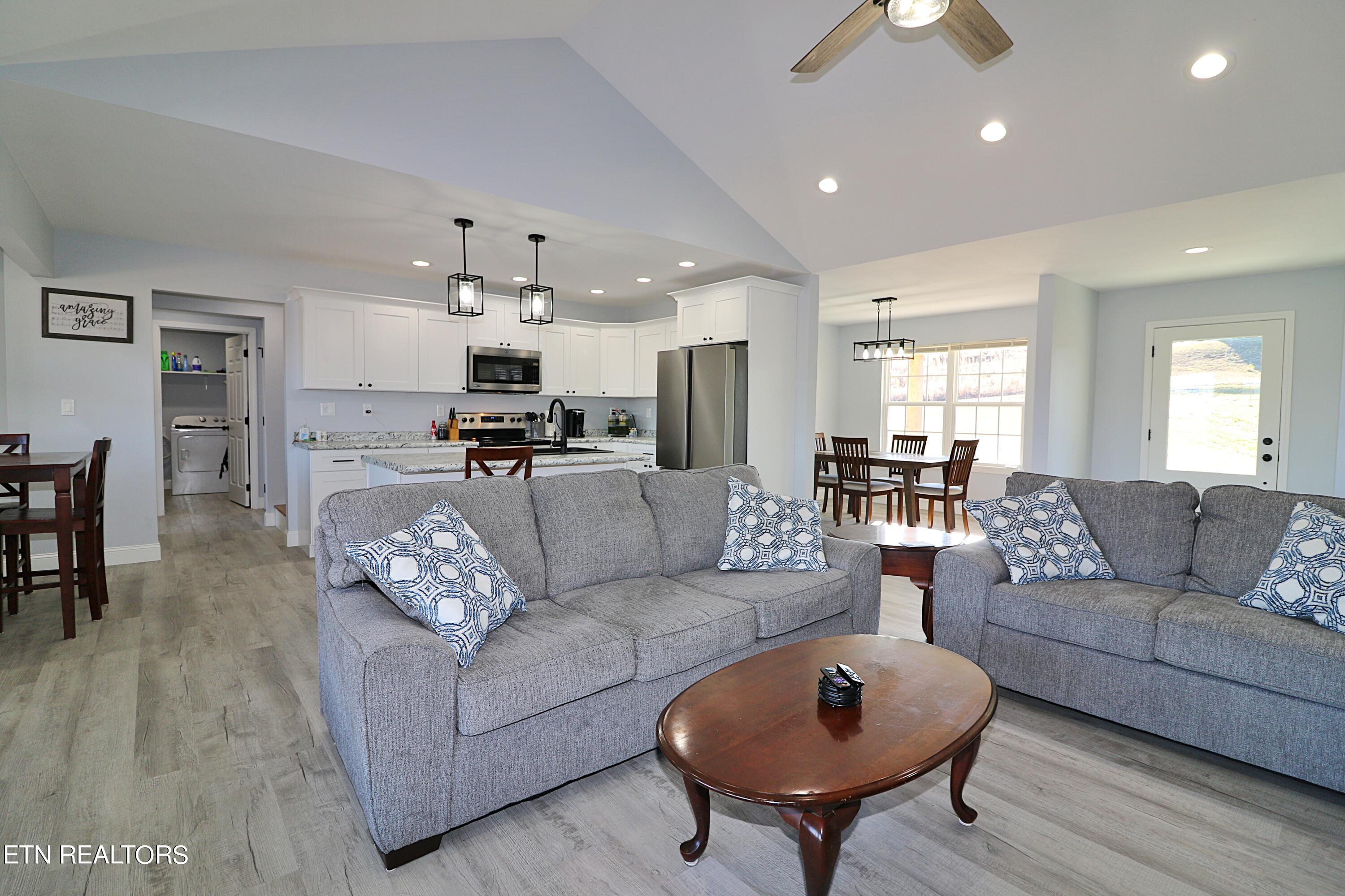 170 Pine Creek Road Oneida, TN 37841 - Photo 16 of 60 094A2333