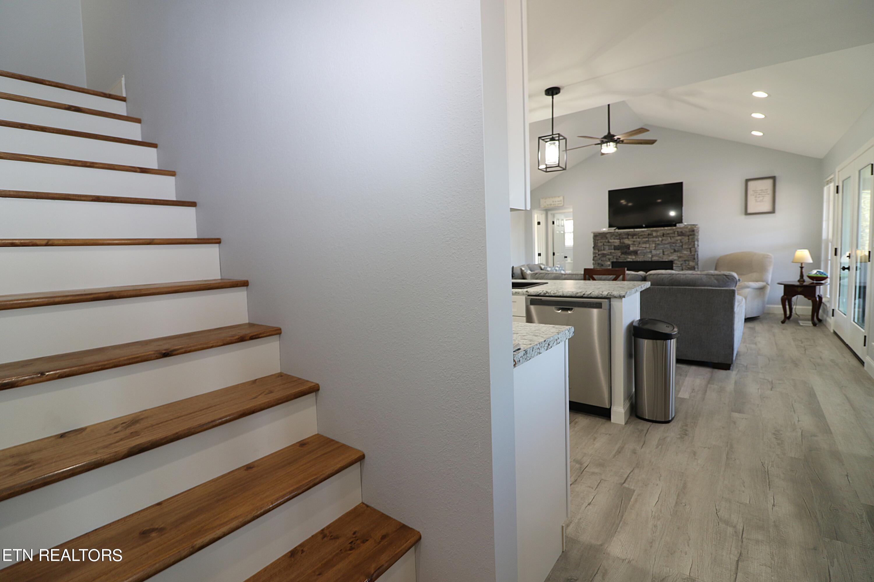 170 Pine Creek Road Oneida, TN 37841 - Photo 39 of 60 094A2362