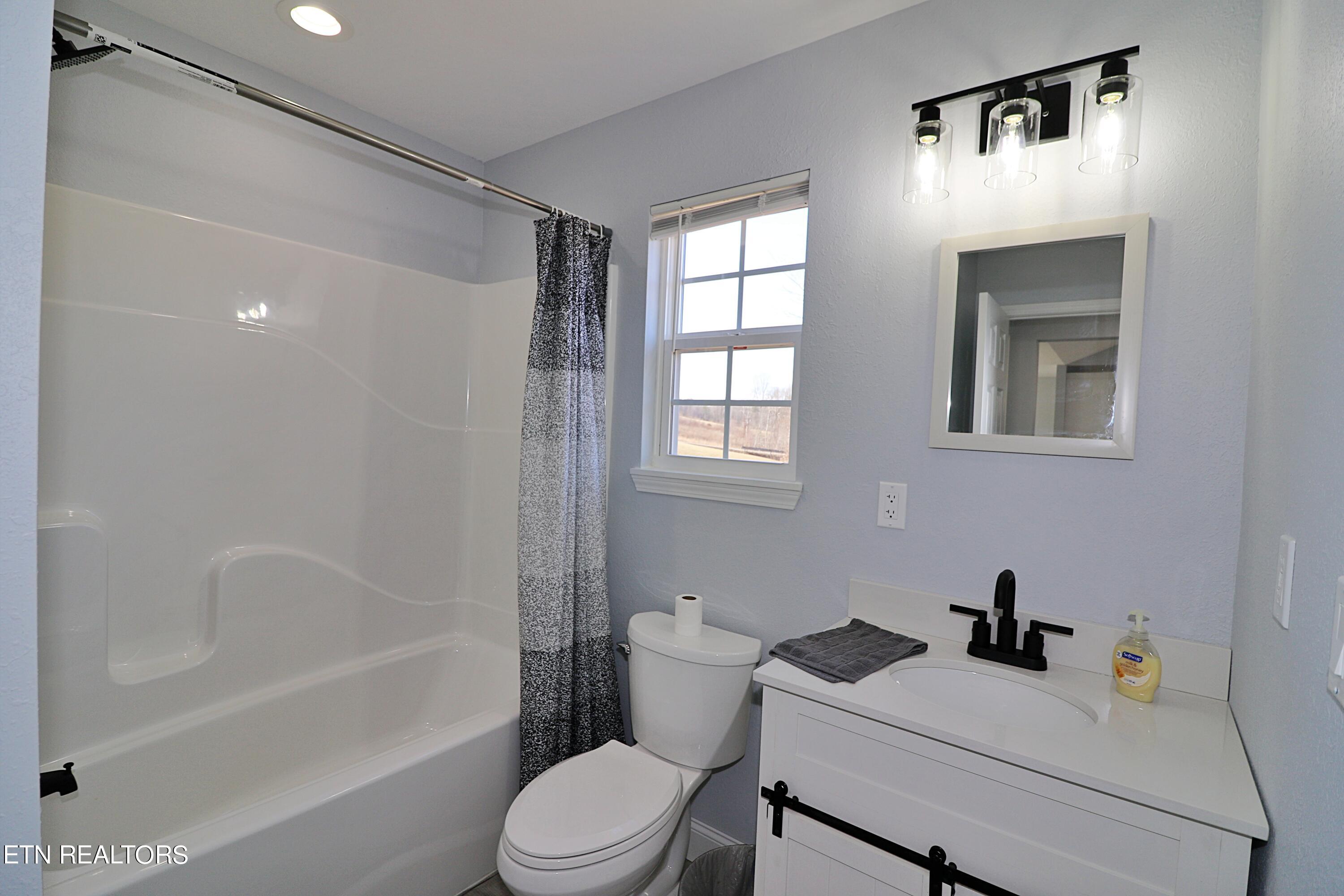 170 Pine Creek Road Oneida, TN 37841 - Photo 44 of 60 094A2355