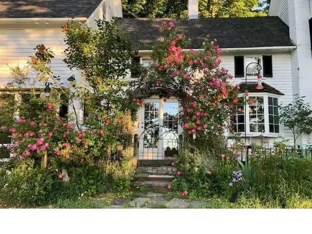 $599,000 | 2381 East Washington Road, Washington, NH 03280