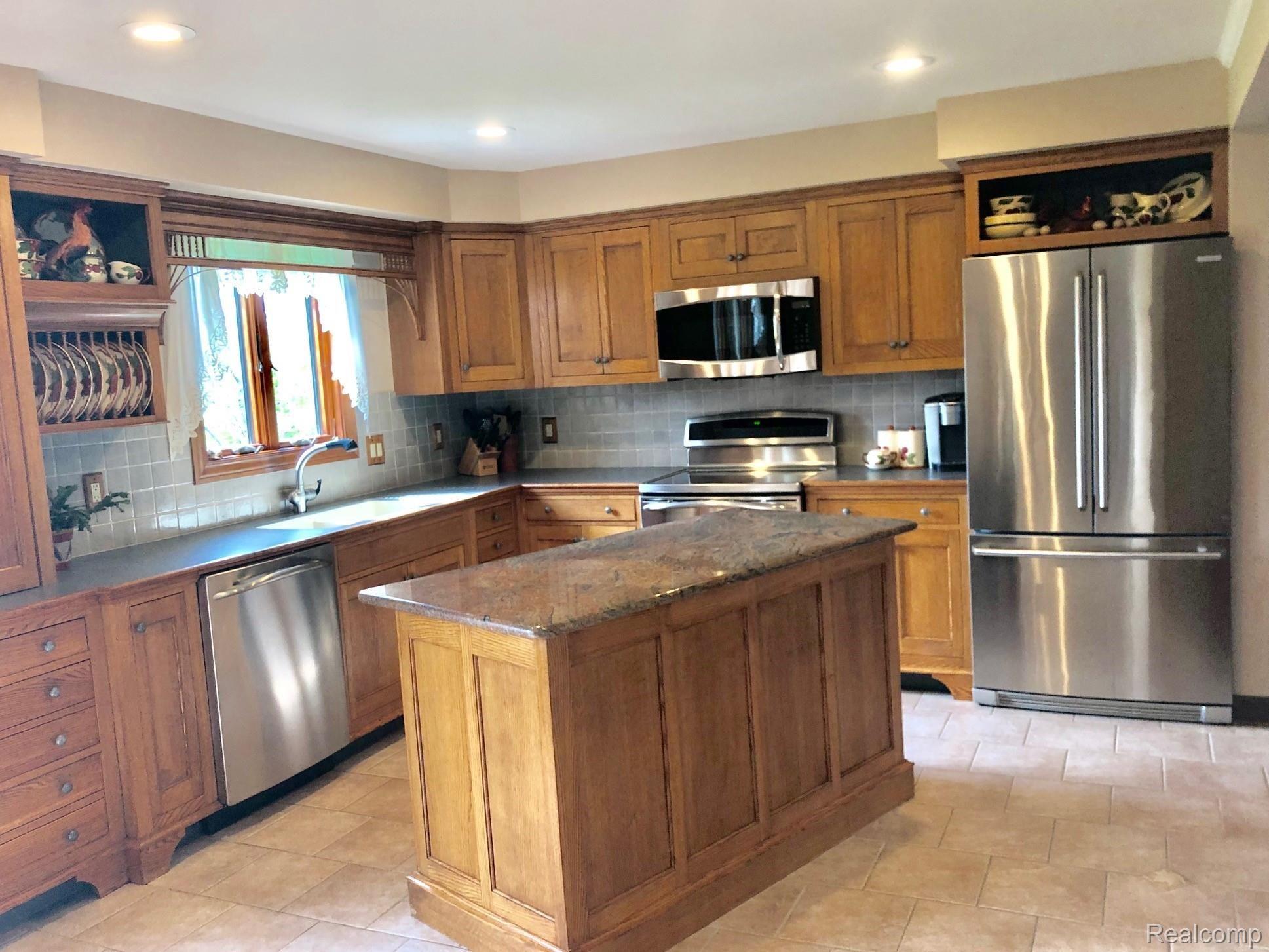 4744 Bishop Road Dryden, MI 48428 - Photo 17 of 89 IMG_4444.jpg