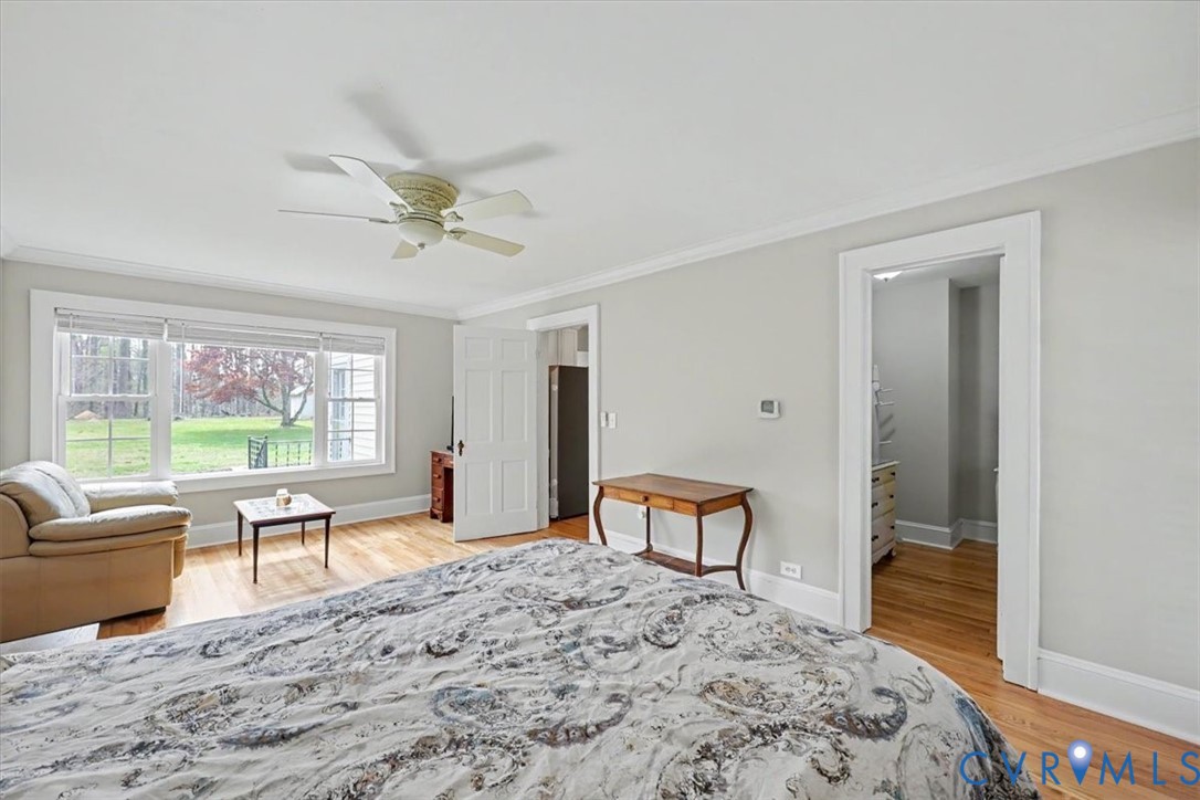 2800 Nottoway Boulevard Victoria, VA 23974 - Photo 27 of 45 Bedroom with ornamental molding, light wood-style