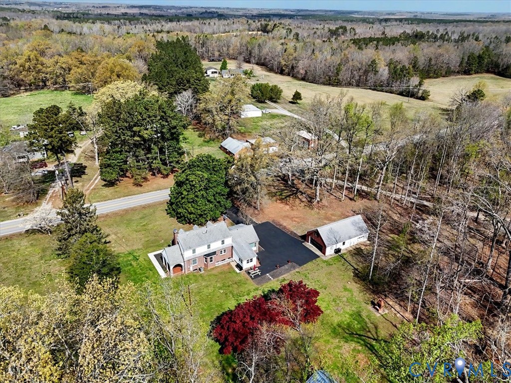 2800 Nottoway Boulevard Victoria, VA 23974 - Photo 44 of 45 Aerial view of a forest