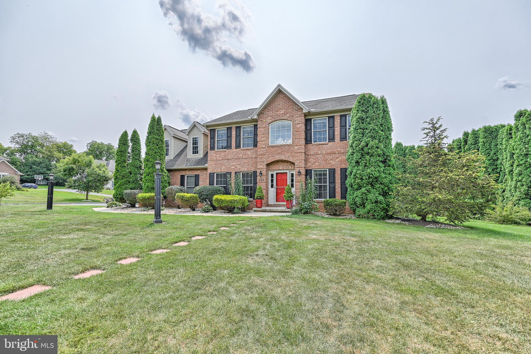 113 Creamery Road Boiling Springs, PA 17007 - Photo 2 of 55 Gallery Image 2