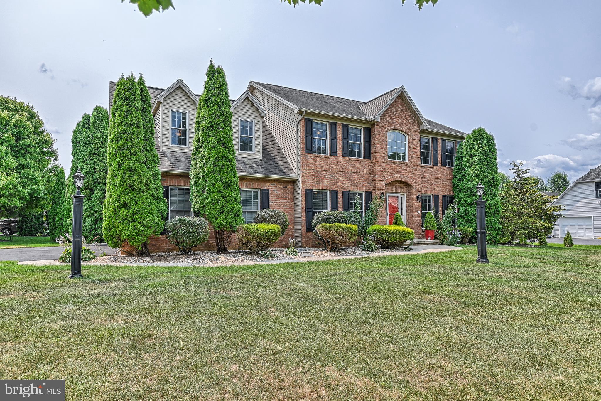 113 Creamery Road Boiling Springs, PA 17007 - Photo 3 of 55 Gallery Image 3