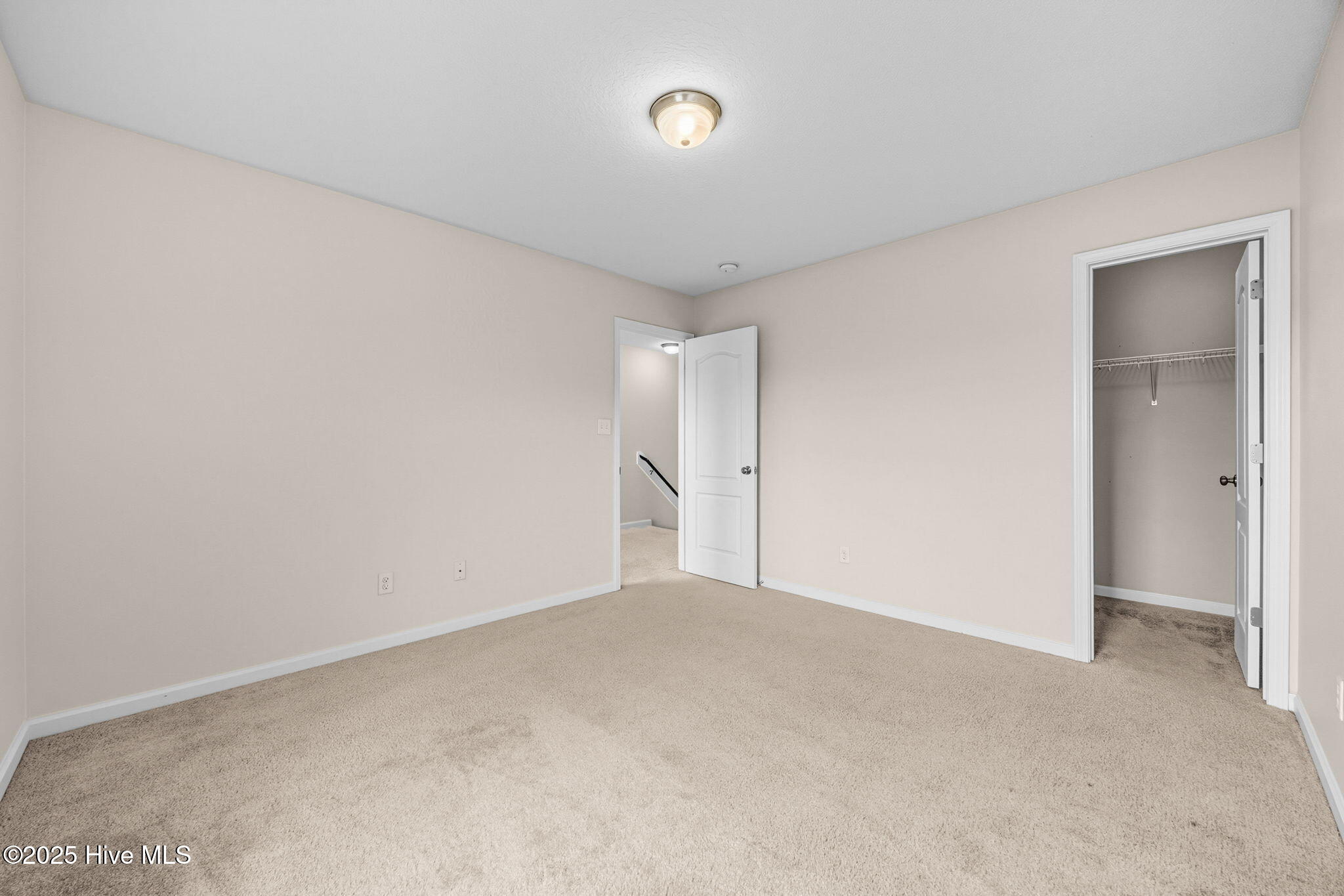 710 Appling Court Jacksonville, NC 28546 - Photo 21 of 33 32-web-or-mls-710 Appling Ct. 84