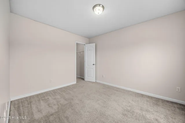 $2,100 | 710 Appling Court, Jacksonville, NC 28546