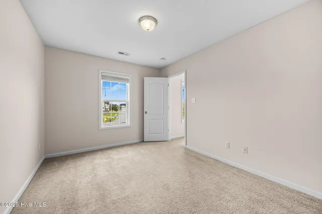 $2,100 | 710 Appling Court, Jacksonville, NC 28546