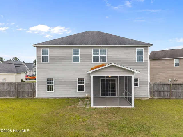 $2,100 | 710 Appling Court, Jacksonville, NC 28546