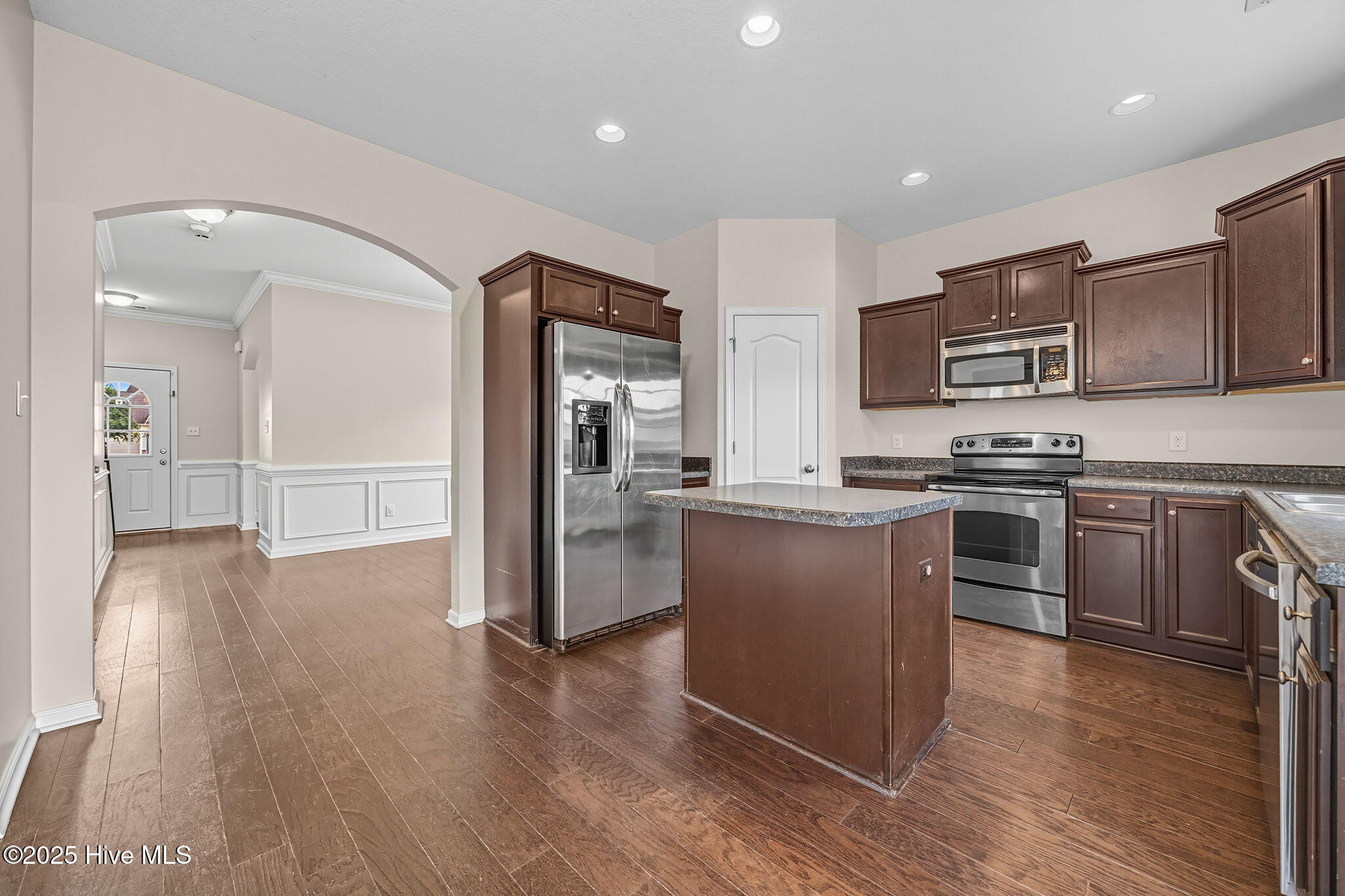 710 Appling Court Jacksonville, NC 28546 - Photo 10 of 33 18-web-or-mls-710 Appling Ct. 42