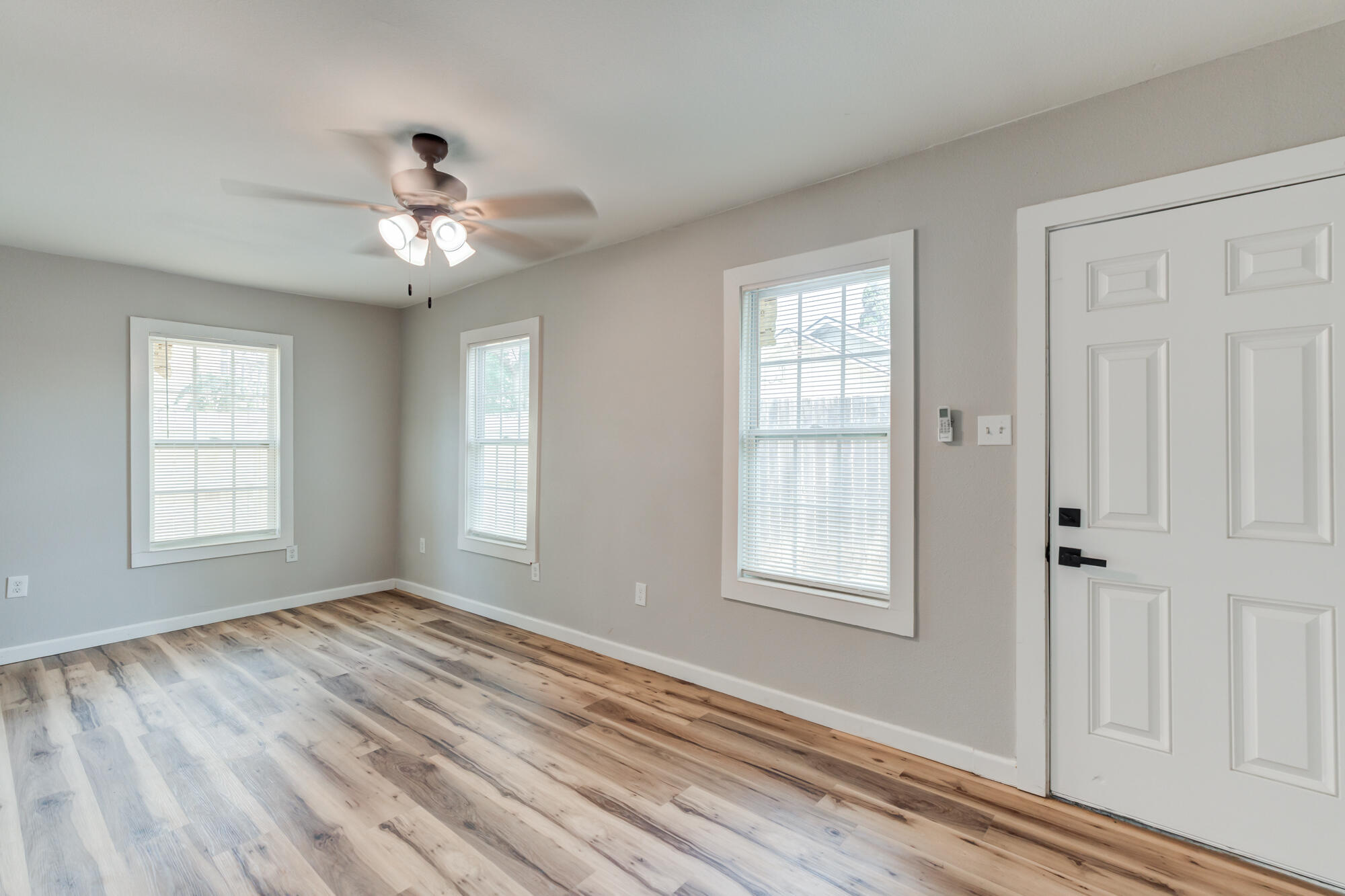 1907 16th Street Lubbock, TX 79401 - Photo 45 of 56 DSC00857_58_59_60_61