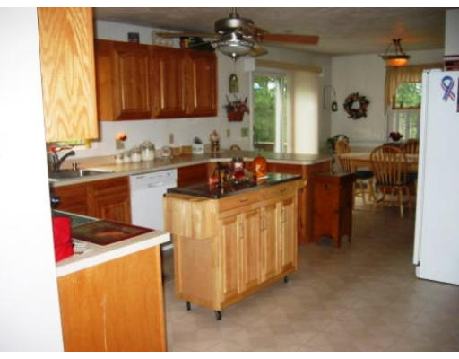 26 Dodge Hill Road Sutton, MA 01590 - Photo 7 of 10 Gallery Image 7