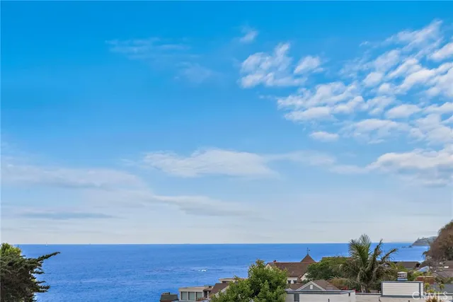 $4,200 | 2175 South Coast Highway, Unit 16, Laguna Beach, CA 92651