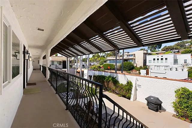 $4,200 | 2175 South Coast Highway, Unit 16, Laguna Beach, CA 92651