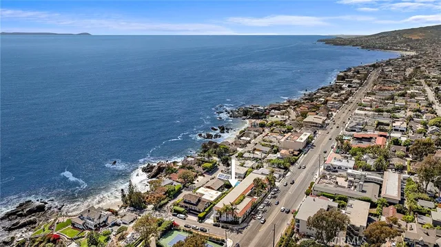 $4,200 | 2175 South Coast Highway, Unit 16, Laguna Beach, CA 92651