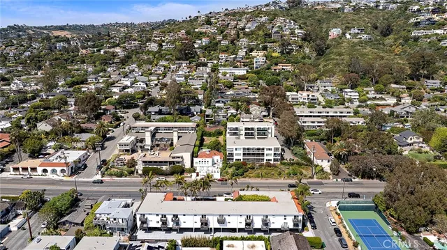 $4,200 | 2175 South Coast Highway, Unit 16, Laguna Beach, CA 92651