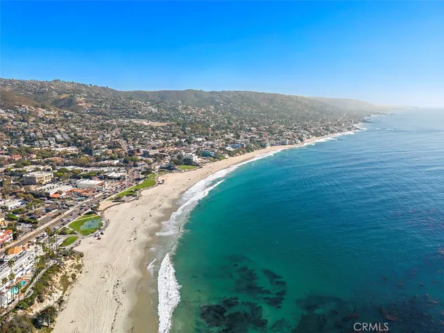 $4,200 | 2175 South Coast Highway, Unit 16, Laguna Beach, CA 92651