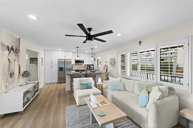 $4,200 | 2175 South Coast Highway, Unit 16, Laguna Beach, CA 92651