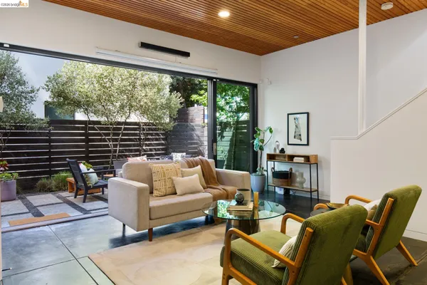 $998,000 | 2010 Ninth Street, Berkeley, CA 94710