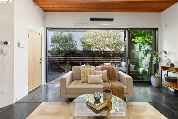 $998,000 | 2010 Ninth Street, Berkeley, CA 94710