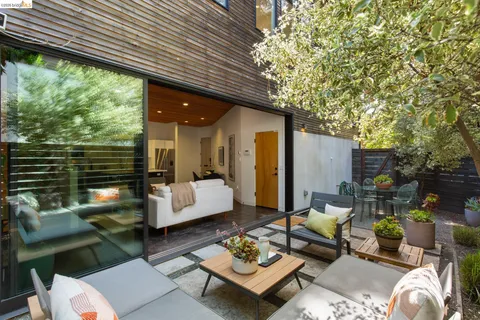 $998,000 | 2010 Ninth Street, Berkeley, CA 94710