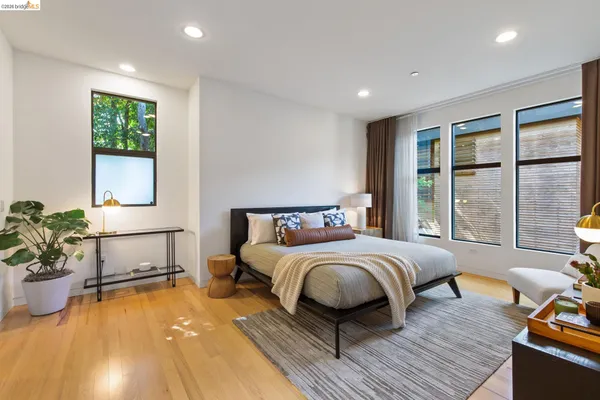 $998,000 | 2010 Ninth Street, Berkeley, CA 94710