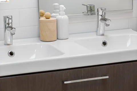 $998,000 | 2010 Ninth Street, Berkeley, CA 94710