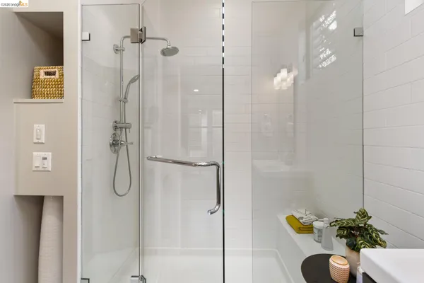 $998,000 | 2010 Ninth Street, Berkeley, CA 94710