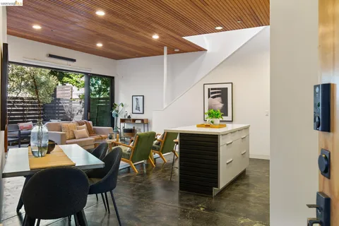 $998,000 | 2010 Ninth Street, Berkeley, CA 94710