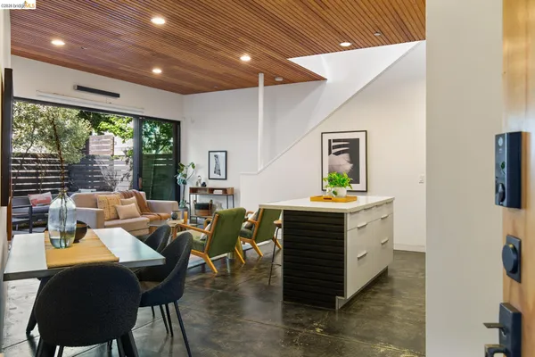 $998,000 | 2010 Ninth Street, Berkeley, CA 94710