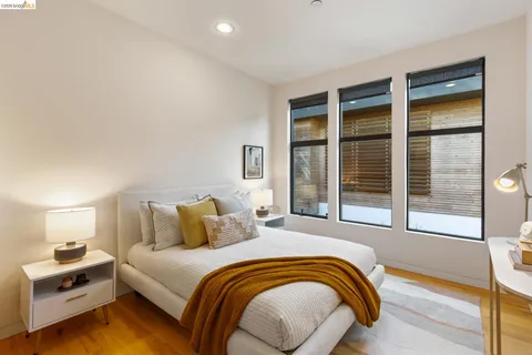 $998,000 | 2010 Ninth Street, Berkeley, CA 94710