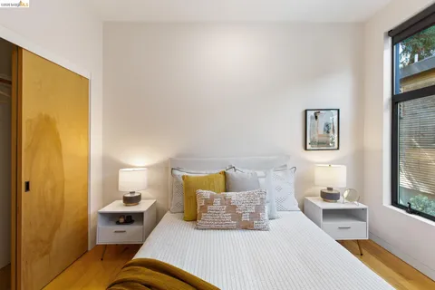 $998,000 | 2010 Ninth Street, Berkeley, CA 94710