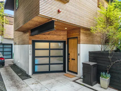 $998,000 | 2010 Ninth Street, Berkeley, CA 94710